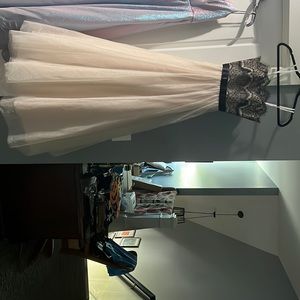 Black and light pink size 0